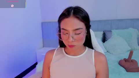 sussy_sweet4u online show from October 9, 11:59 am