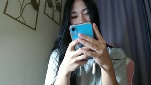 Snapshot of sususlutxx chatting on October 3, 9:50 am susie online show from October 3, 9:50 am