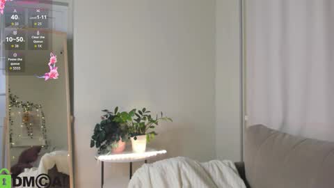 Hey Im Suzane online show from March 19, 7:36 am