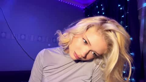 Stacy online show from March 24, 9:21 pm