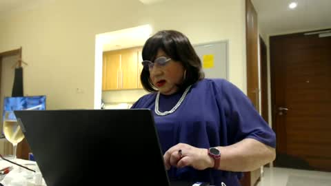 My name is Sissy or more fully Suzanna Aprilia Maria Mariquita Catarina Chinita Banci. Soy una puta - que chimba ladybug online show from June 25, 5:29 pm