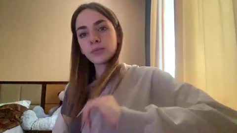 Emila online show from June 14, 11:45 am