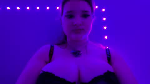 SuzukiBunny online show from December 20, 12:41 am