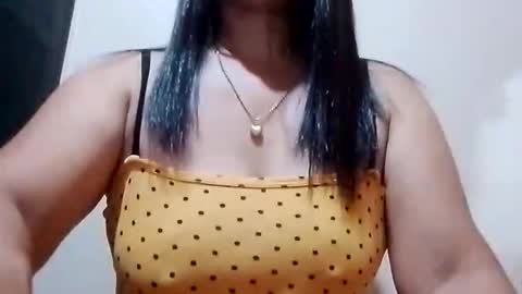 suzzie_hot online show from January 16, 10:52 pm