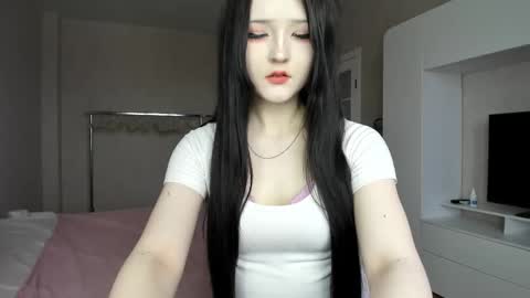 sweeety_peach online show from March 10, 9:13 am