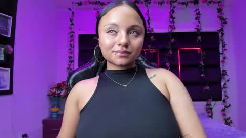 Snapshot of sweelanna chatting on October 23, 2:46 am sweet ana online show from October 23, 2:46 am