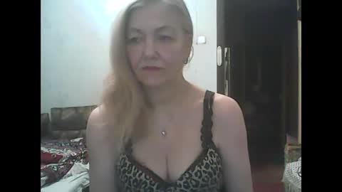sweet4blonde67 online show from January 8, 7:13 am