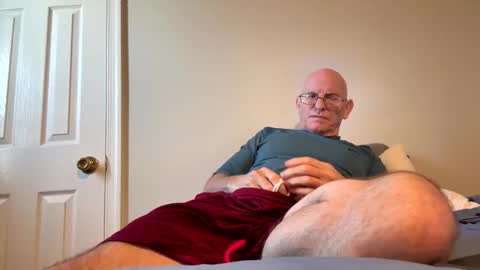 Zeppelin man online show from April 12, 2:32 pm