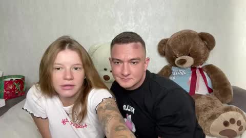 Snapshot of sweet__bunnies chatting on October 3, 7:16 am Mia and Robert online show from October 3, 7:16 am