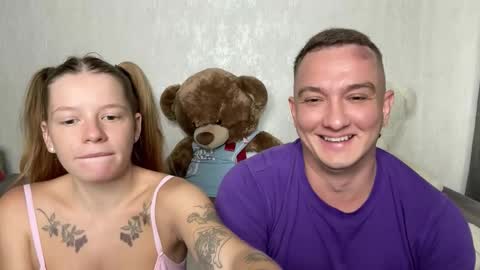 Snapshot of sweet__bunnies chatting on October 2, 7:07 am Mia and Robert online show from October 2, 7:07 am