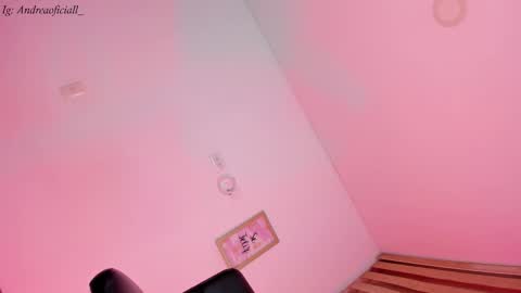 Cell Me Andrea online show from March 7, 2:33 am