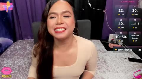 izza  izzasweet online show from October 12, 2:15 am