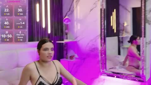 Violet  online show from March 4, 11:07 am