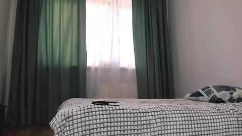 Christina online show from March 22, 1:59 pm