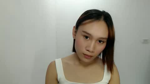 sweet_crissa4007 online show from February 16, 2:32 am