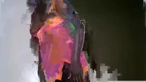 Snapshot of sweet_diva19 chatting on March 6, 12:30 pm sweet_diva19 online show from March 6, 12:30 pm