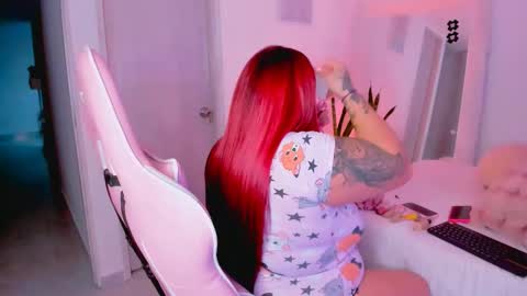 Snapshot of sweet_doll_ chatting on September 23, 3:33 am   Dulce ONLYFANS jessica78784405   online show from September 23, 3:33 am