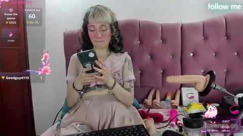  emmili  online show from October 16, 12:38 pm