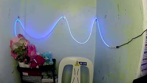 Snapshot of sweet_frex123 chatting on October 6, 6:20 am sweet_frex123 online show from October 6, 6:20 am