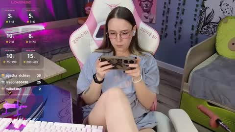 Alice online show from October 30, 4:24 am