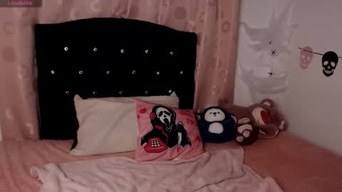 Hannah online show from November 8, 10:07 am