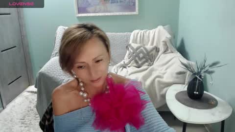 Helen online show from October 3, 5:59 am