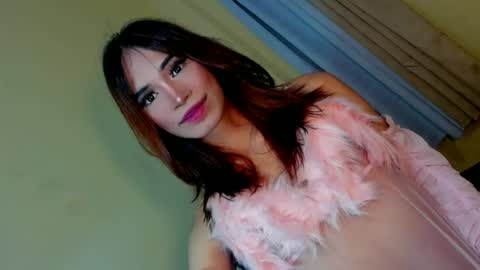 sweet_kyliexx online show from July 8, 12:30 pm