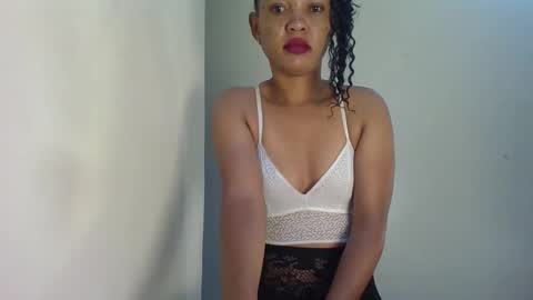 sweet likey online show from May 18, 3:27 am