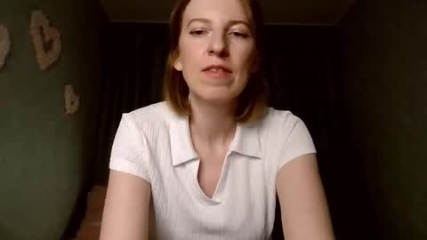 sweet_lilbunny online show from October 14, 2:09 pm