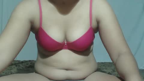 sweet_lily0613 online show from March 3, 4:47 pm