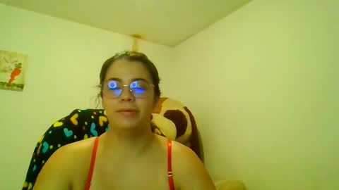 kloe online show from April 23, 4:53 am