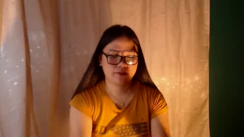 Dimple online show from September 23, 3:50 pm