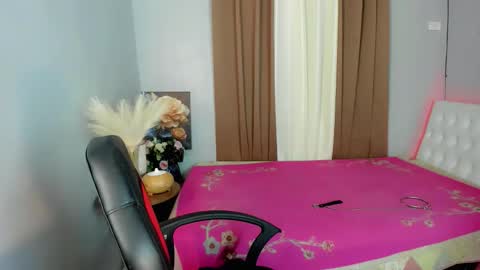 sweet_marie21 online show from March 25, 11:39 am