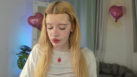 Melissa. Join me on Fansly link in social medias online show from February 13, 10:02 pm