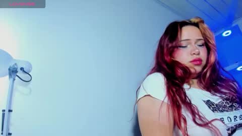 Snapshot of sweet_melody_xx chatting on September 24, 10:33 am MELODY online show from September 24, 10:33 am
