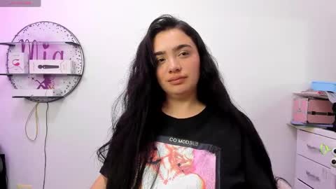 Mia Johns online show from March 30, 6:02 am