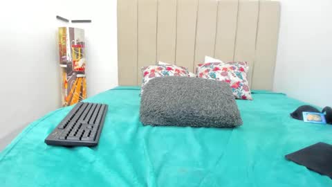 sweet_milky_ online show from February 18, 3:31 pm