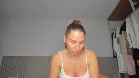 Sofi online show from March 8, 3:21 am