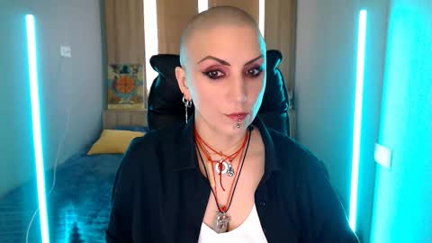 sweet_n_strong online show from March 25, 11:39 am