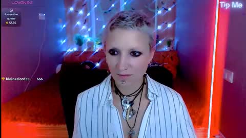 sweet_n_strong online show from October 28, 1:56 pm