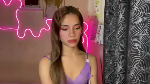 Snapshot of sweet_nikki03 chatting on September 29, 8:41 pm sweet_nikki03 online show from September 29, 8:41 pm
