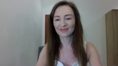 sweet_poeme online show from July 1, 11:52 am