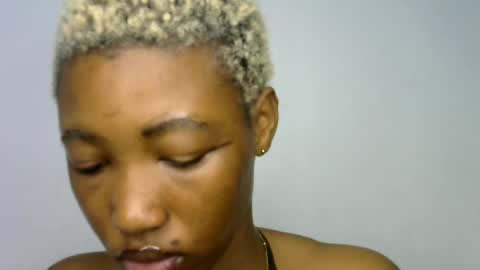 sweet girl online show from July 21, 10:39 am