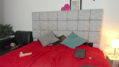 sweet_rose72 online show from March 25, 2:40 am