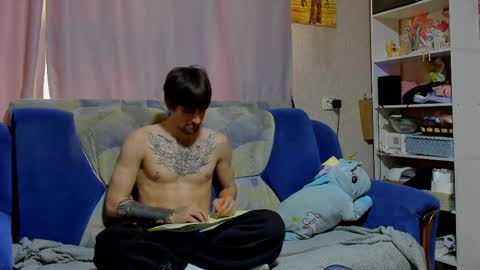 sweet_smith8 online show from April 10, 5:02 am