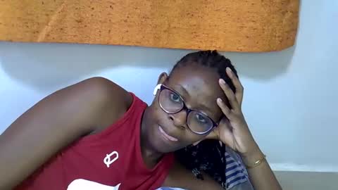 sweet_zarah online show from March 18, 9:37 am