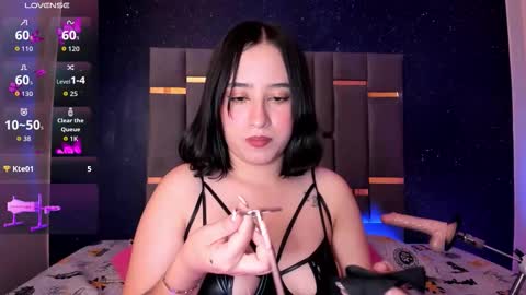 Annie online show from November 9, 5:33 am