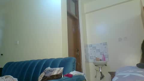 bianca online show from April 2, 8:43 am