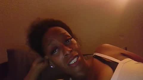 sweetaztee online show from February 8, 9:46 am