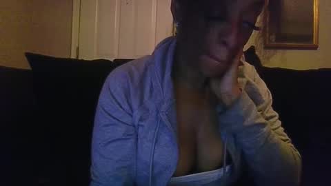 sweetaztee online show from February 8, 2:04 am